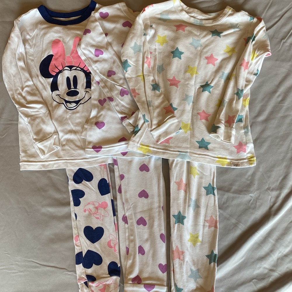 Gap size 5 pajama bundle. Three Gap pajama sets.